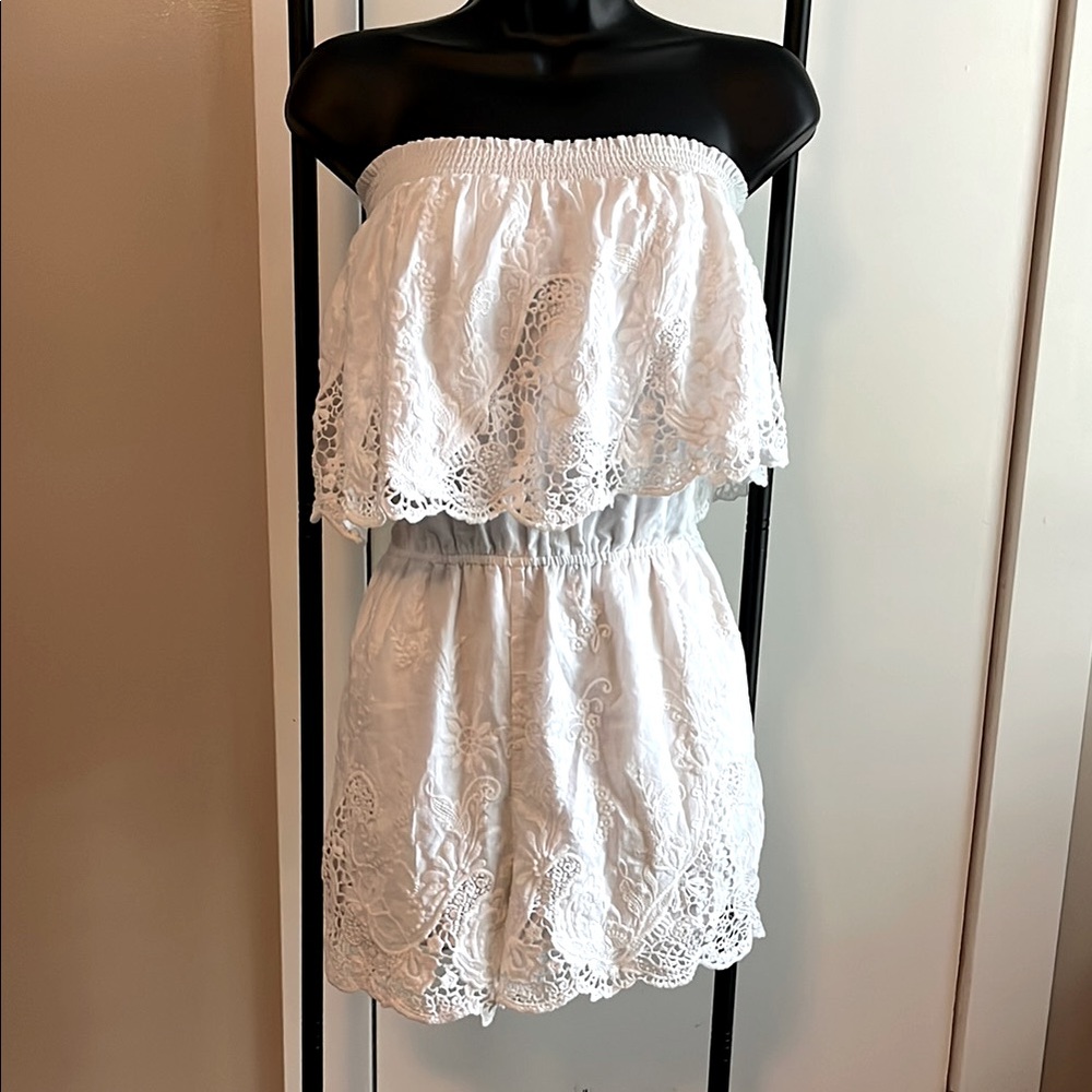 $88 Abercrombie & Fitch lace romper